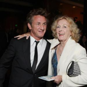 Sean Penn and Eileen Ryan at event of Into the Wild 2007