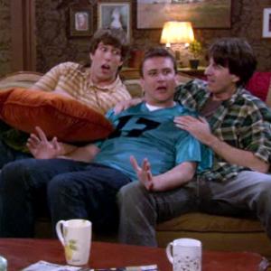 The Eriksen Brothers: Ned Rolsma (Marcus), Jason Segel (Marshall), Robert Michael Ryan (Marvin Jr.) in How I Met Your Mother - The Fight. 