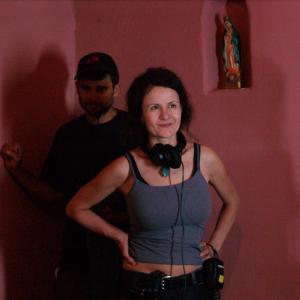Director Kara Sachs on set Milagros