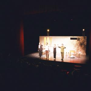 À NU the play written and directed by Marc SAEZ in Paris
