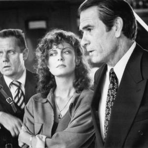 Still of Tommy Lee Jones, Susan Sarandon and William Sanderson in The Client (1994)