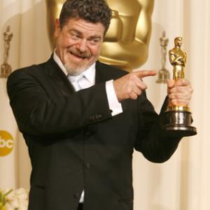 Gustavo Santaolalla at event of The 78th Annual Academy Awards (2006)