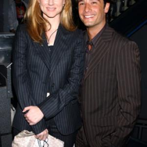 Laura Linney and Rodrigo Santoro at event of Carandiru 2003