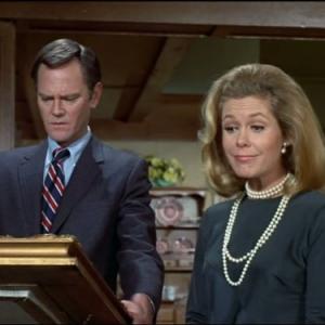 Still of Elizabeth Montgomery and Dick Sargent in Bewitched 1964