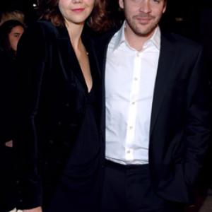 Maggie Gyllenhaal and Peter Sarsgaard at event of Kuprotas kalnas 2005