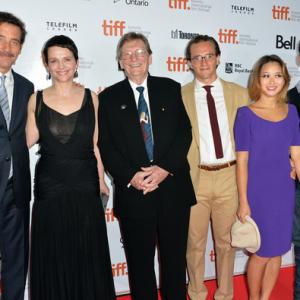 [L-R] Actors Clive Owen, Juliette Binoche, Director Fred Schepisi, Actors Christian Scheider, Valerie Tian and Navid Negahban attend the 