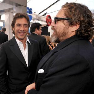 Javier Bardem and Julian Schnabel at event of 14th Annual Screen Actors Guild Awards (2008)