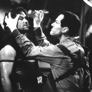 Still of Kurt Russell and Bruce Campbell in Escape from L.A. (1996)