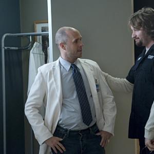 Still of Paul Schulze and Lenny Jacobson in Nurse Jackie 2009