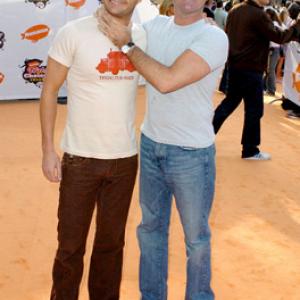 Ryan Seacrest and Simon Cowell