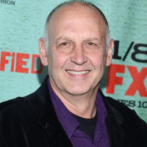 Nick Searcy at event of Justified 2010