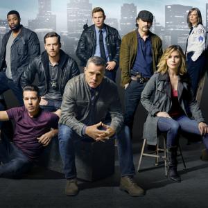 Still of Elias Koteas, Jason Beghe, Sophia Bush, Jesse Lee Soffer, Amy Morton, Jon Seda, Patrick John Flueger, Brian Geraghty, Marina Squerciati and Laroyce Hawkins in Chicago P.D. (2014)