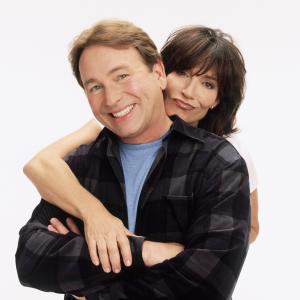 Still of John Ritter and Katey Sagal in 8 Simple Rules for Dating My Teenage Daughter 2002