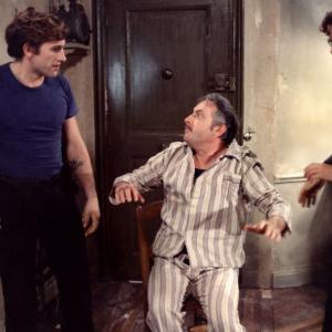 Still of Gérard Depardieu, Patrick Dewaere and Michel Serrault in Préparez vos mouchoirs (1978)