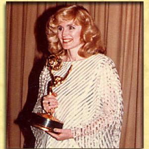Louise accepting her Emmy Award for Best Supporting Actress in a Daytime Drama for her role as Rae Woodard in Ryans Hope