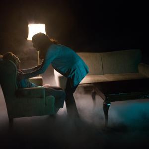 Still of Lin Shaye and Rose Byrne in Tunas tamsoje antra dalis 2013