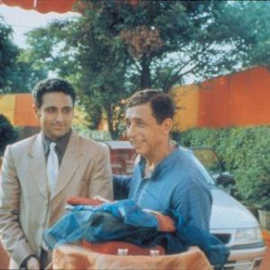 Hemant Rai (Parvin Dabas) is welcome by his father-in-law-to-be Lalit Verma (Naseeruddin Shah) at the latter's home in the Mira Nair film MONSOON WEDDING, an Odeon Films Inc. release.