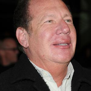 Garry Shandling at event of Ceremony (2010)