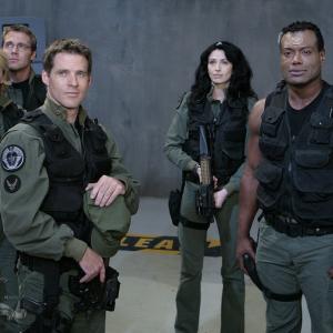 Still of Claudia Black, Ben Browder, Christopher Judge, Michael Shanks and Amanda Tapping in Stargate SG-1 (1997)