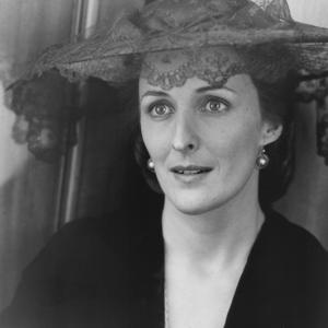 Still of Fiona Shaw in Mountains of the Moon 1990