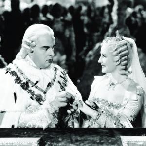 Still of Robert Morley and Norma Shearer in Marie Antoinette 1938