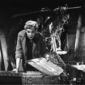 Still of Simone Signoret in Les diaboliques 1955