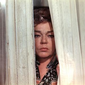Still of Simone Signoret in Le chat 1971