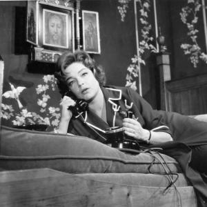 Still of Simone Signoret in Le jour et lheure 1963