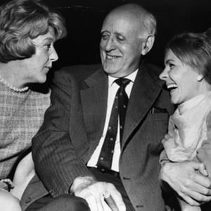 Dora Bryan and Alastair Sim at event of Heroes of Comedy 1995