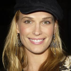 Molly Sims at event of Wonderland 2003
