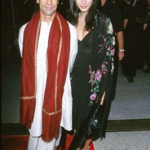 Tarsem Singh at event of The Cell 2000