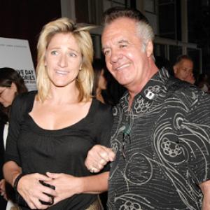 Edie Falco and Tony Sirico at event of Alive Day Memories: Home from Iraq (2007)