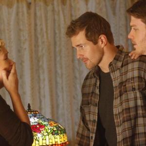 Still of Claire Jacobs, Brian Skala and Josh Kelly in Zvilgsnis i ateiti (2009)