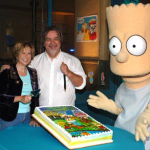 Matt Groening and Yeardley Smith at event of Simpsonai 1989