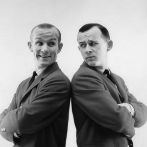Still of Dick Smothers and Tom Smothers in Make 'Em Laugh: The Funny Business of America (2009)