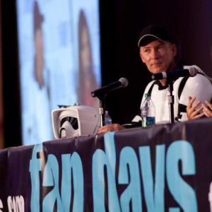 Stephen Stanton at Star Wars The Clone Wars panel Fan Days Convention 2011