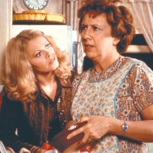 Still of Sally Struthers and Jean Stapleton in All in the Family (1971)