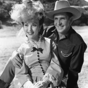 Linda Brent and Bob Steele in Death Valley Rangers 1943