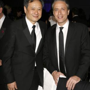 Ang Lee and Jon Stewart at event of The 78th Annual Academy Awards 2006
