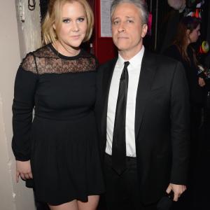 Jon Stewart and Amy Schumer at event of Night of Too Many Stars America Comes Together for Autism Programs 2015