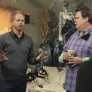 Still of Jesse Tyler Ferguson and Eric Stonestreet in Moderni seima 2009