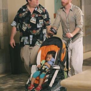 Still of Eric Stonestreet and Jesse Tyler in Moderni seima 2009