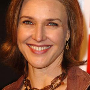 Brenda Strong at event of Fun with Dick and Jane 2005