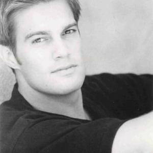 Geoff Stults