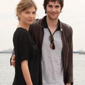 Jim Sturgess and Clmence Posy at event of Heartless 2009
