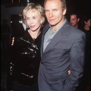 Sting and Trudie Styler at event of Lok, stok arba sauk (1998)