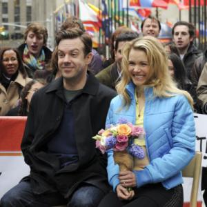 Still of Jason Sudeikis and Kristin McGee in 30 Rock (2006)