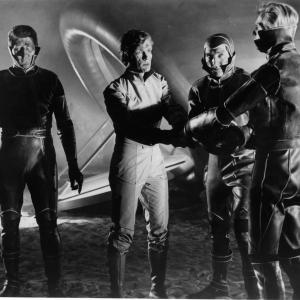 Still of Barry Sullivan in Terrore nello spazio (1965)