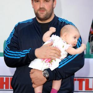 Ethan Suplee at event of Chicken Little 2005