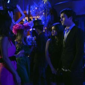 Still of Tammin Sursok Lucy Hale and Ian Harding in Jaunosios melages 2010
